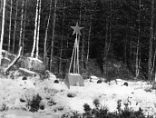 Братские могилы советских воинов, погибших в годы Великой Отечественной войны, июль-август 1944 г., п.Лоймола, дорога на Вегарус