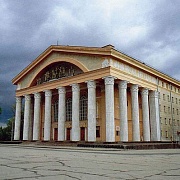 Пл.Кирова. Театр